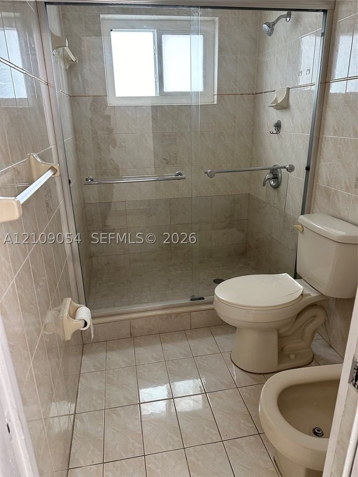 3116 W 73rd Pl - Photo 7 of 10