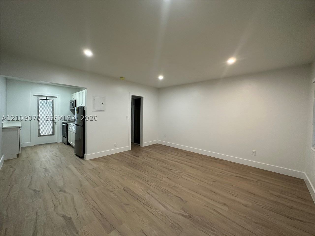 4237 Bougainvilla Dr #2 - Photo 4 of 21