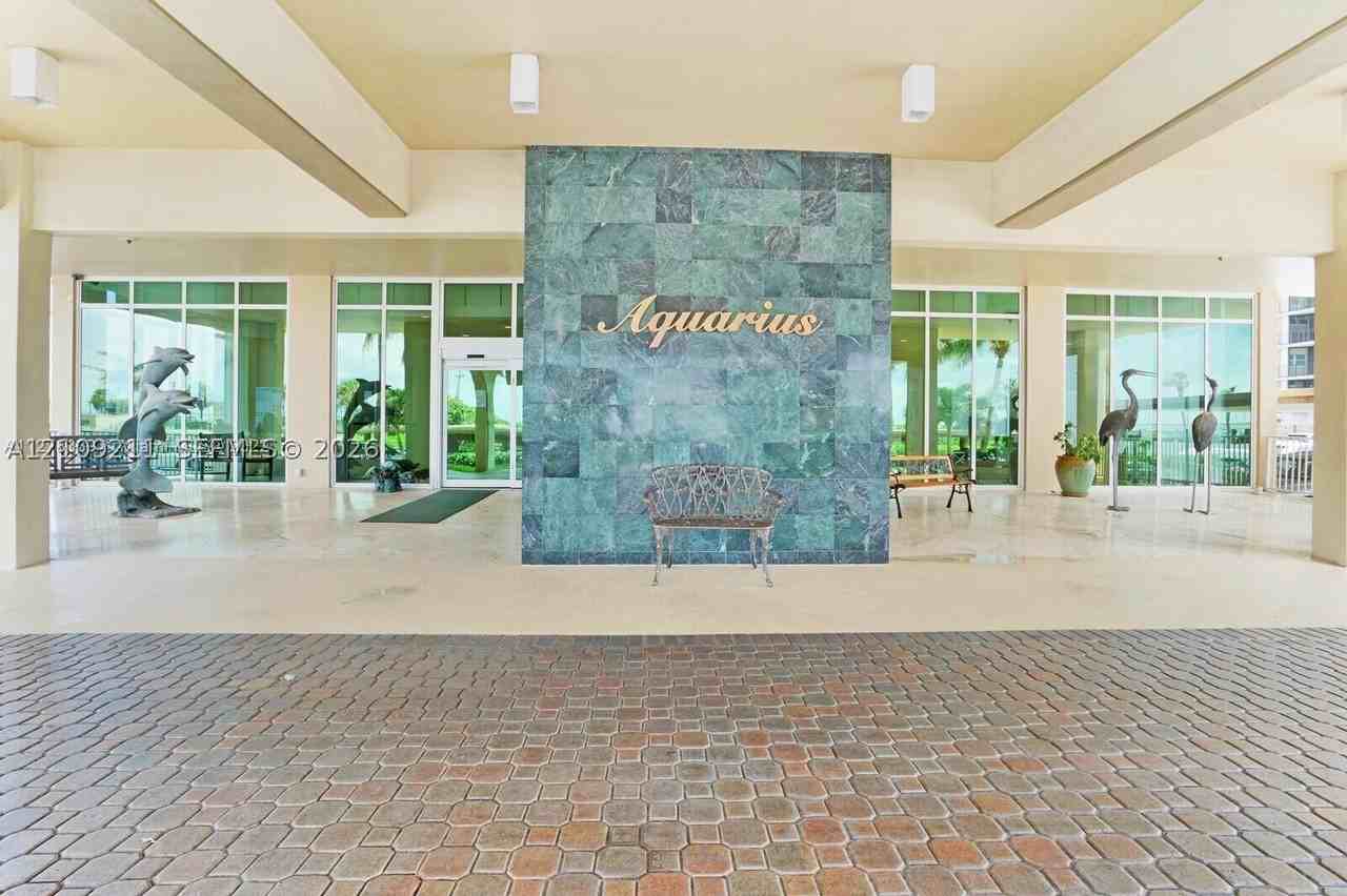 5440 N Ocean Dr #1003 - Photo 4 of 20