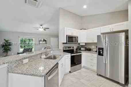 18 Spruce Ter - Photo 5 of 14