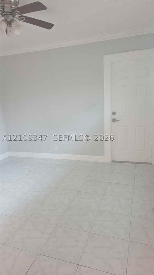 3128 Sw 12th Pl #3 - Photo 5 of 6