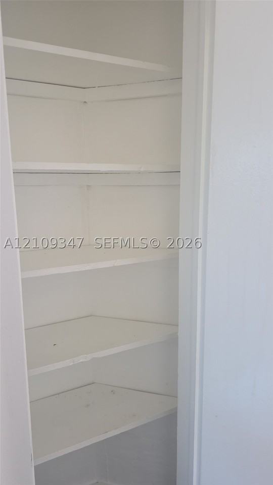 3128 Sw 12th Pl #3 - Photo 6 of 6