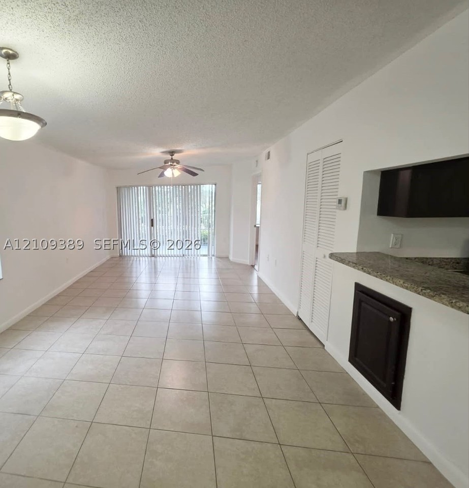 14101 Glenmoor Dr #14101 - Photo 4 of 40