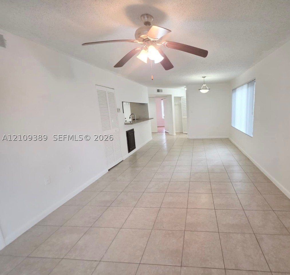 14101 Glenmoor Dr #14101 - Photo 5 of 40