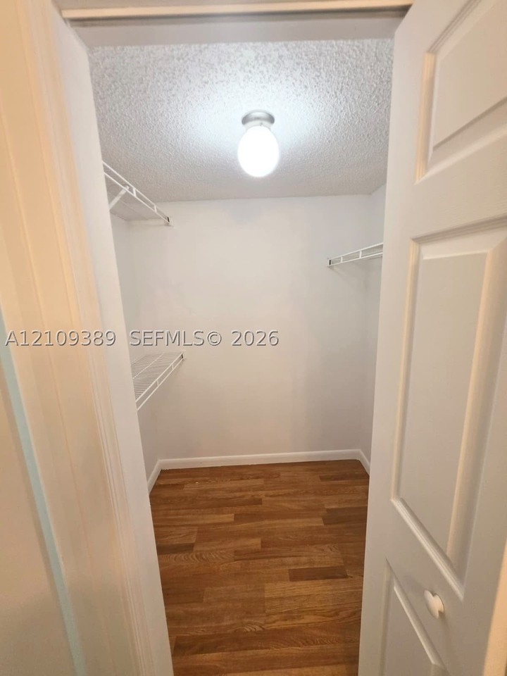 14101 Glenmoor Dr #14101 - Photo 6 of 40