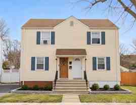 38 Macarthur Dr - Photo 1 of 1