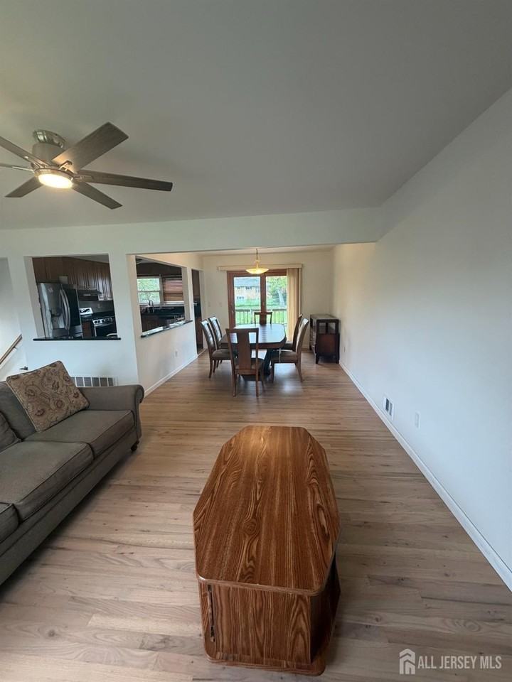 4 Michael Ave - Photo 3 of 20