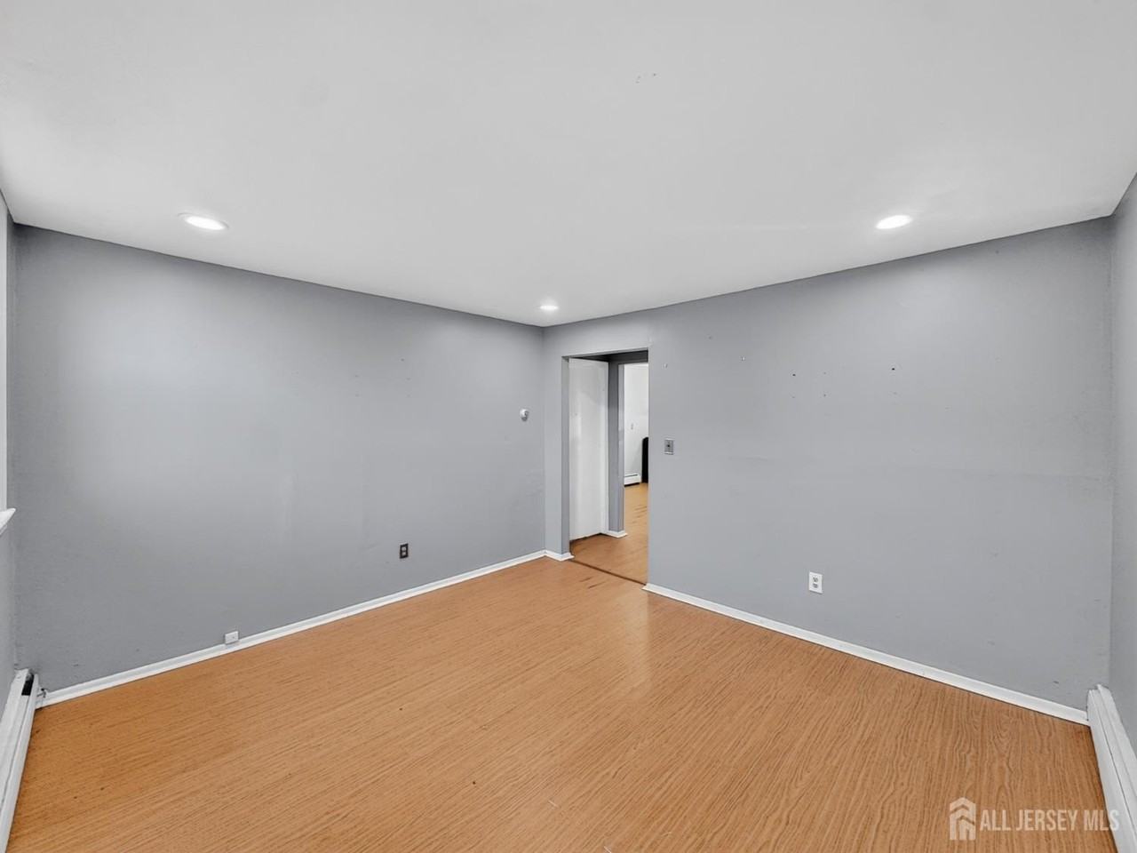 725 Parker St #3 - Photo 3 of 7