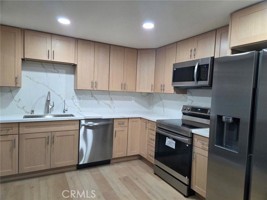 featured image of 10425 Larwin Ave