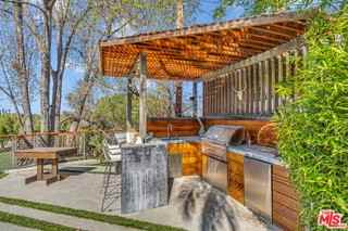 18243 Rancho St - Photo 2 of 8