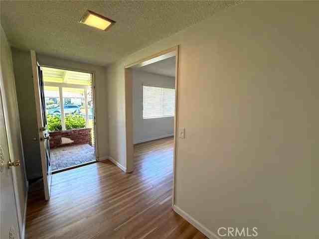 271 W Magna Vista Ave - Photo 2 of 7