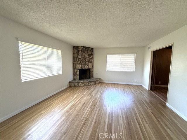 271 W Magna Vista Ave - Photo 3 of 7