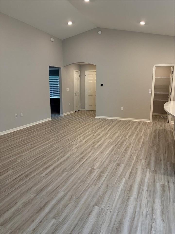 12873 Se 55th Ave - Photo 4 of 29