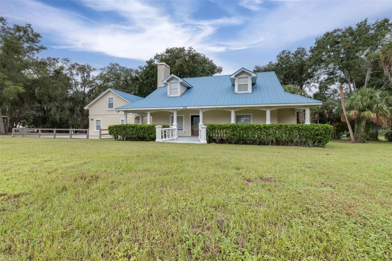 102 Citrus Grove Blvd S - Photo 2 of 50