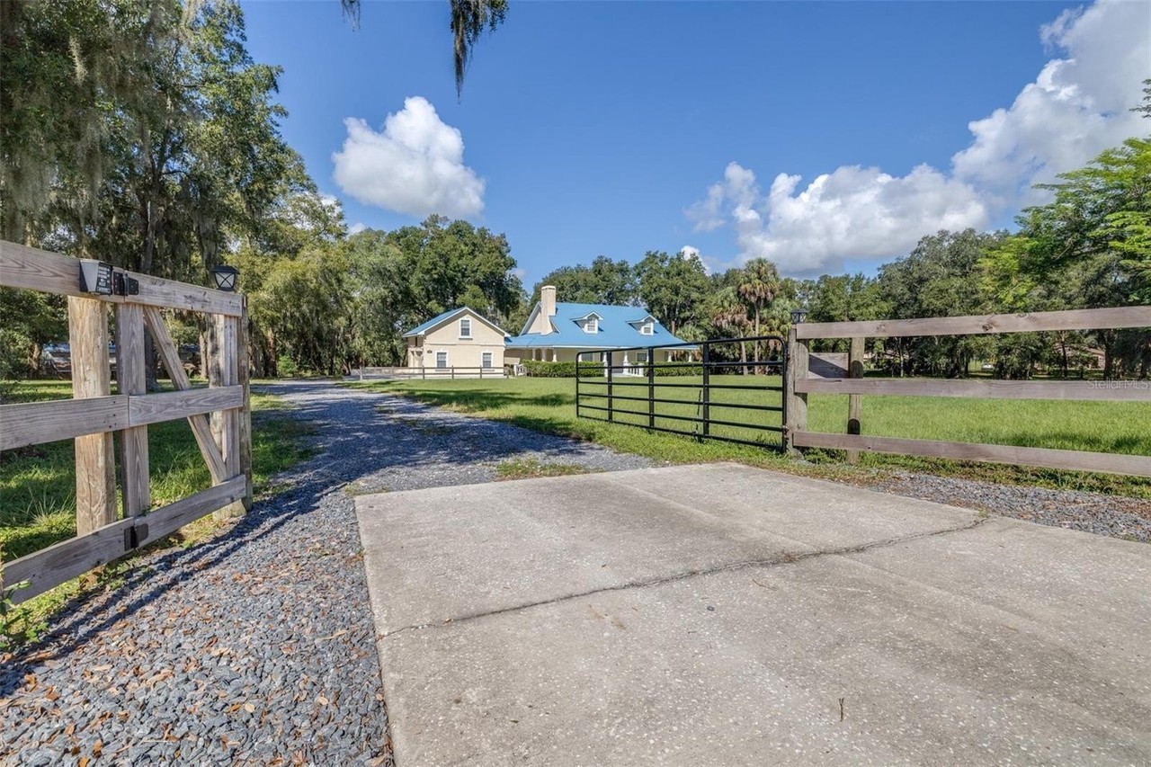 102 Citrus Grove Blvd S - Photo 3 of 50