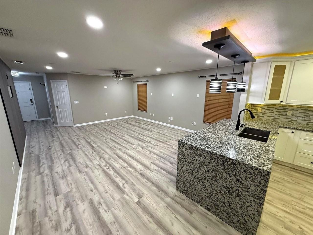 1331 Bella Coola Dr - Photo 3 of 22