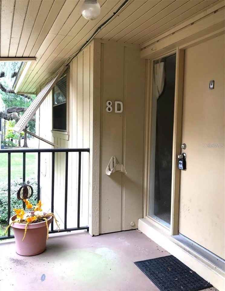 120 Hibiscus Woods Ct #8D - Photo 4 of 26