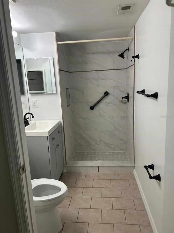 13945 Timberland Dr #101 - Photo 7 of 13