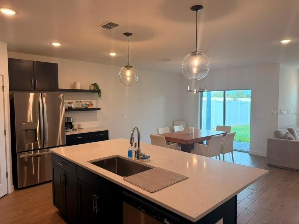 3131 Rein Ave - Photo 6 of 25