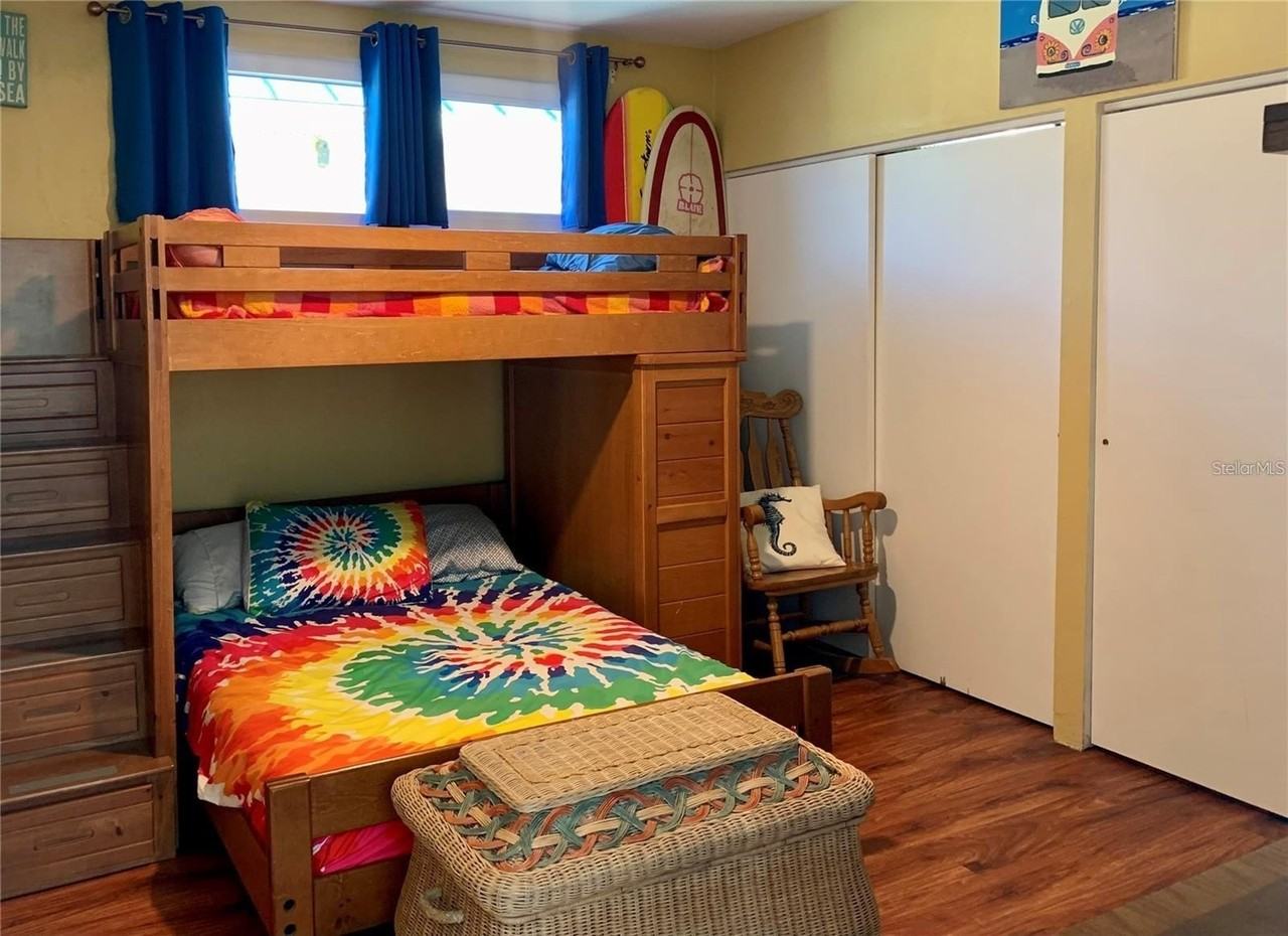813 N Atlantic Ave - Photo 5 of 12