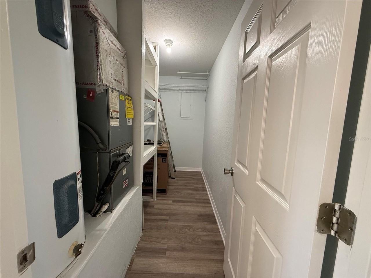 4802 Nw 61st Ave - Photo 6 of 11
