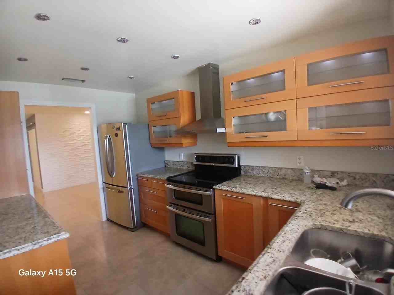 483 Eliza Ct - Photo 2 of 17