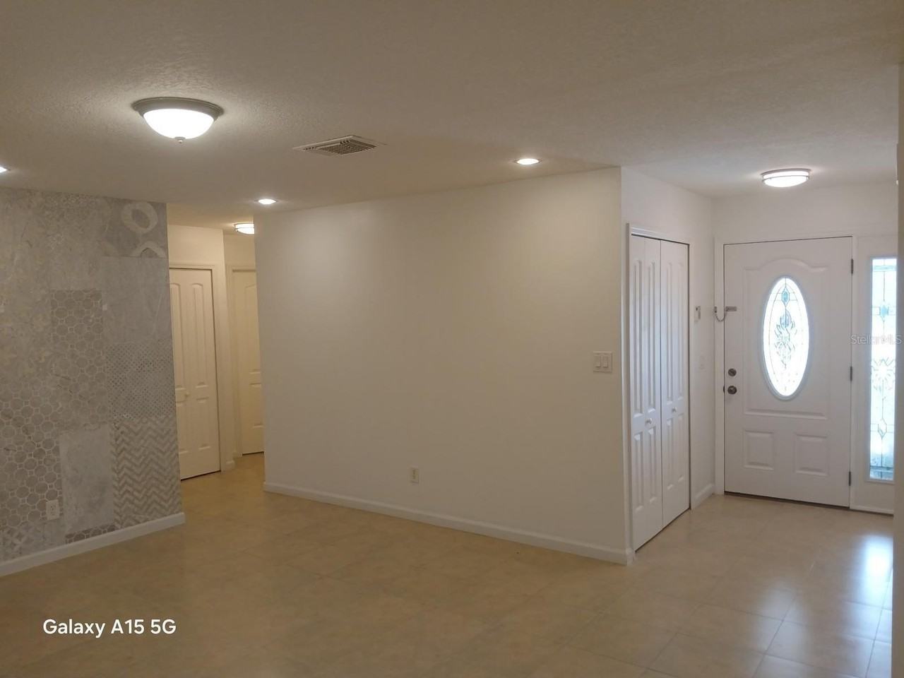 483 Eliza Ct - Photo 6 of 17