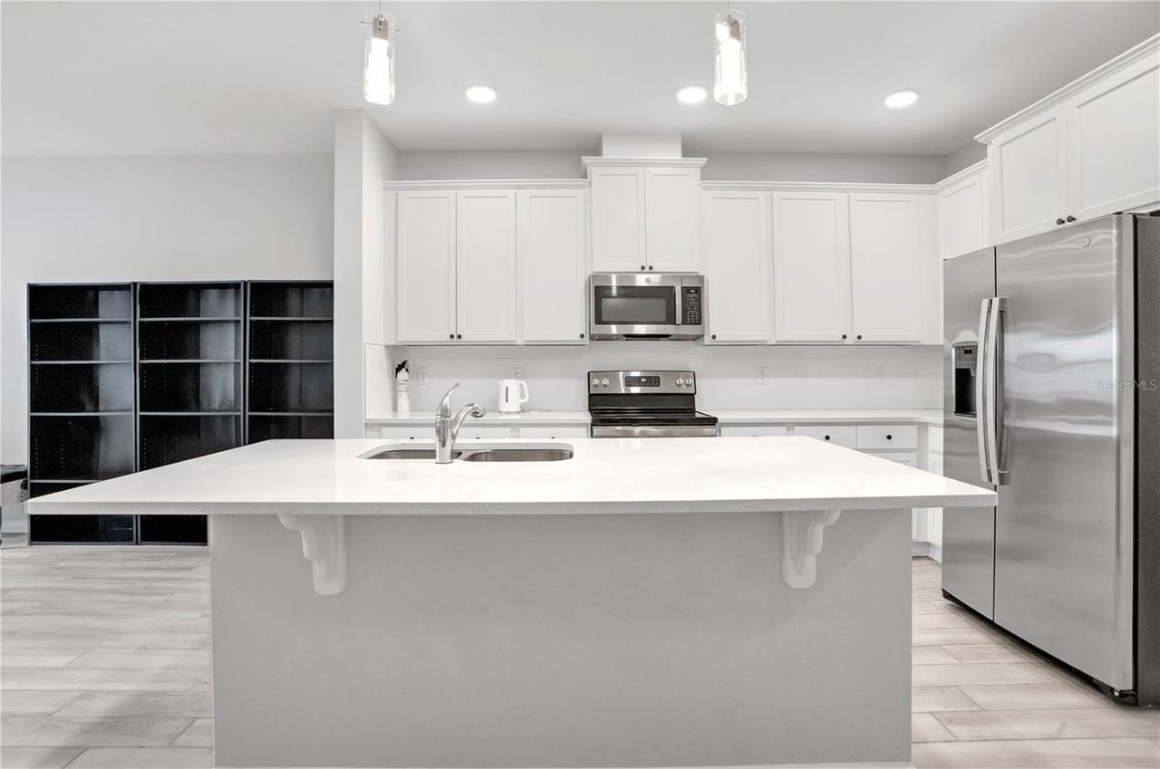 4835 Jackstaff Way - Photo 5 of 26