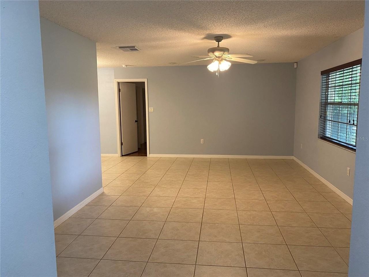 8029 Sandberry Blvd - Photo 2 of 29