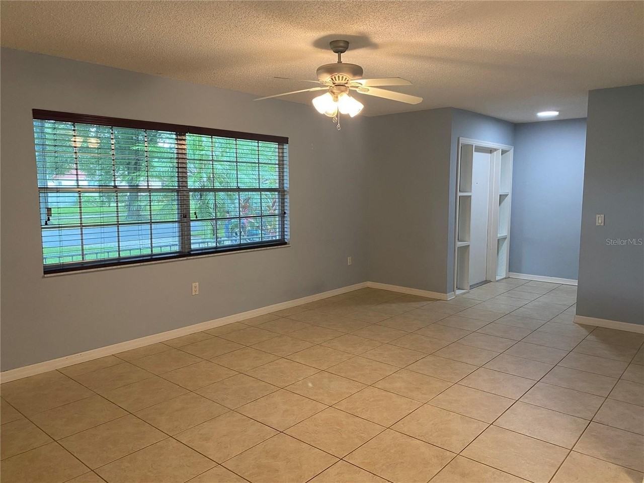 8029 Sandberry Blvd - Photo 6 of 29