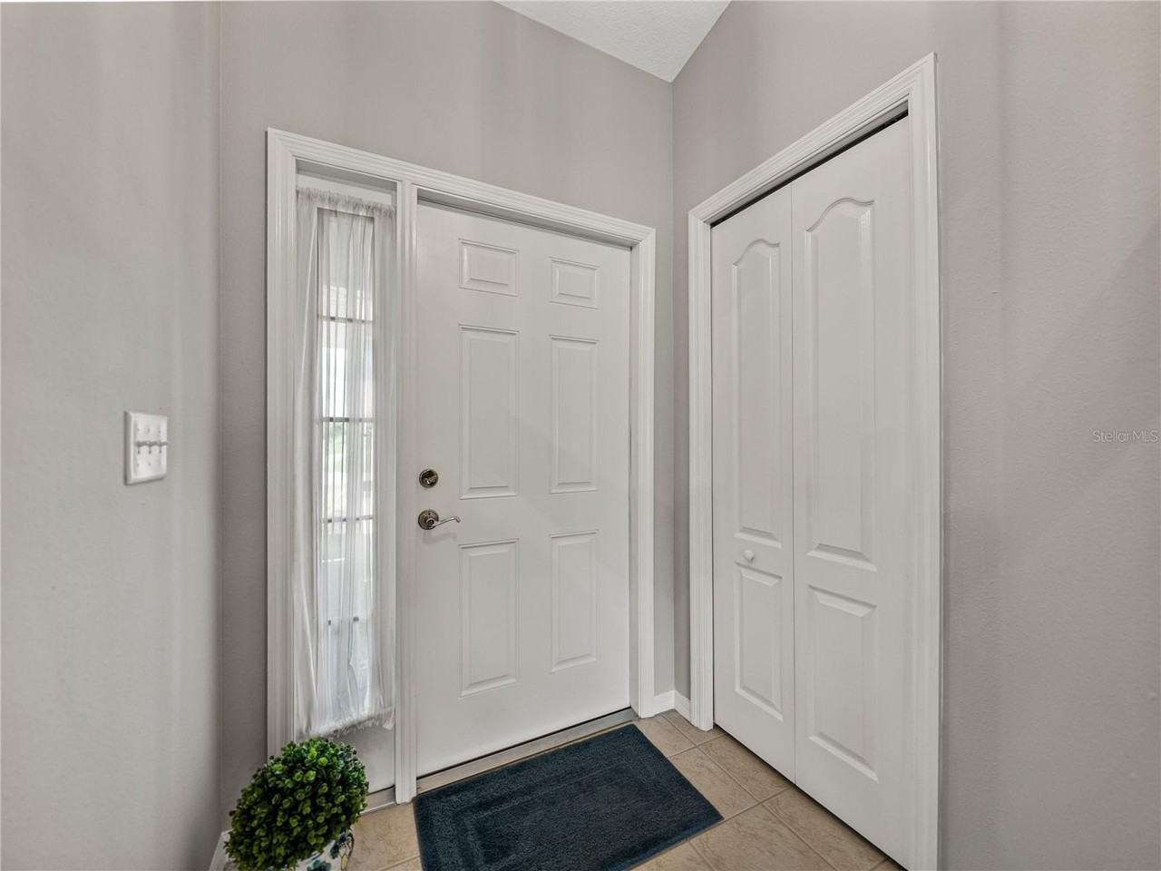 10306 Chatuge Dr - Photo 5 of 50