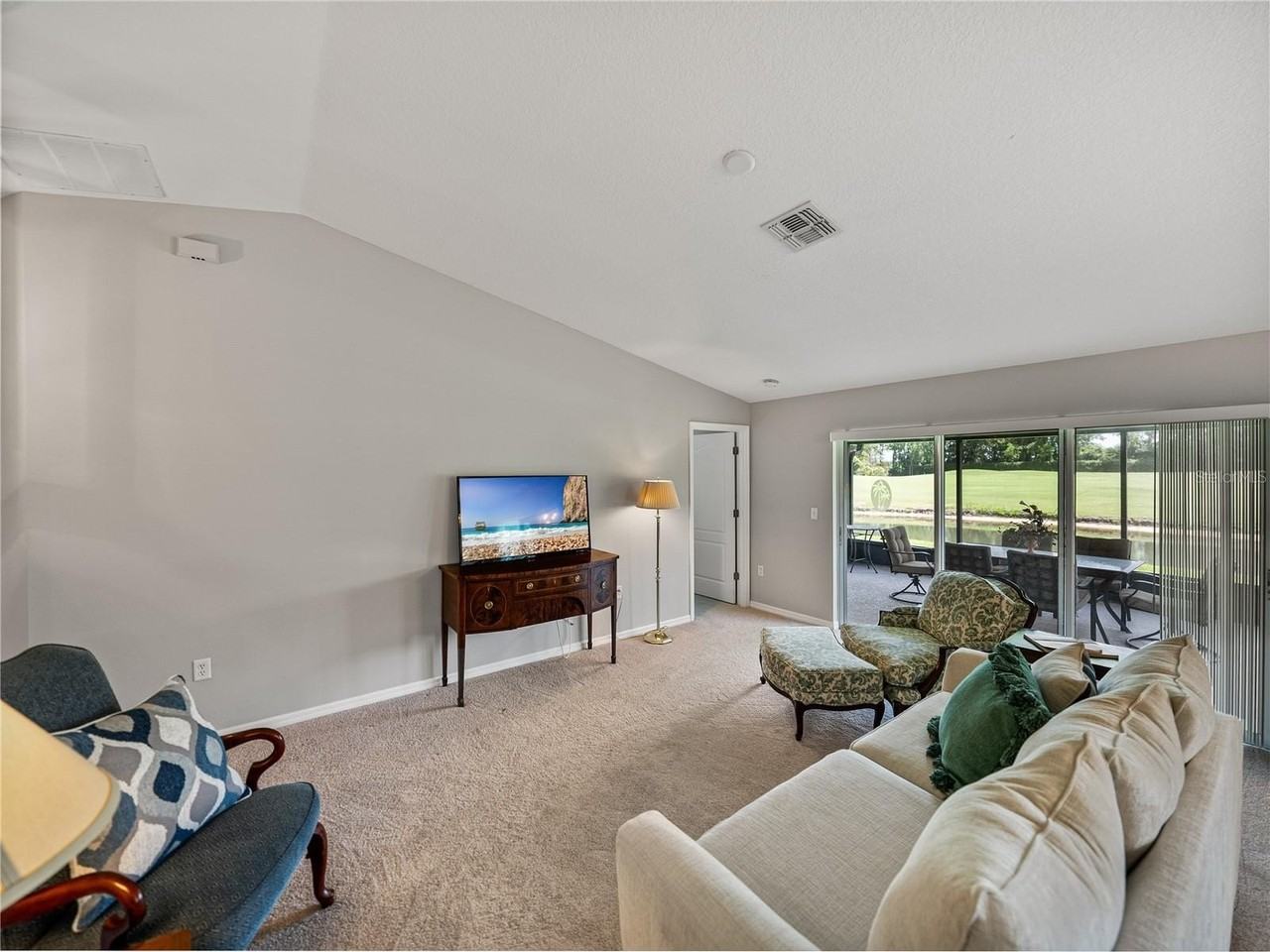 10306 Chatuge Dr - Photo 7 of 50