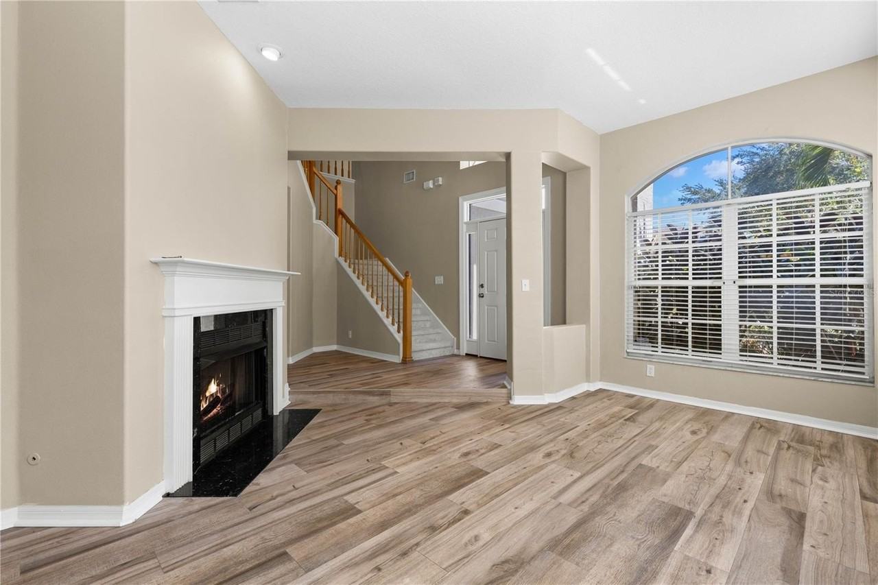 4152 Grandchamp Cir - Photo 5 of 33