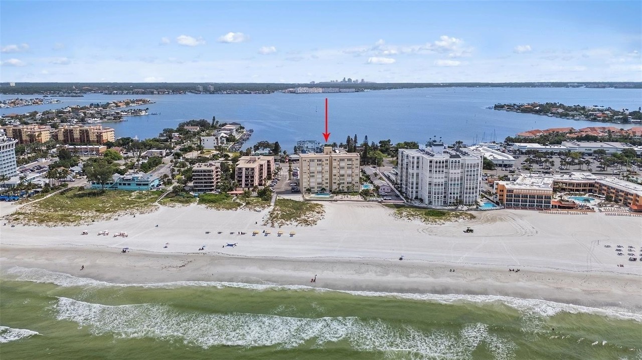 5000 Gulf Blvd #304 - Photo 5 of 46