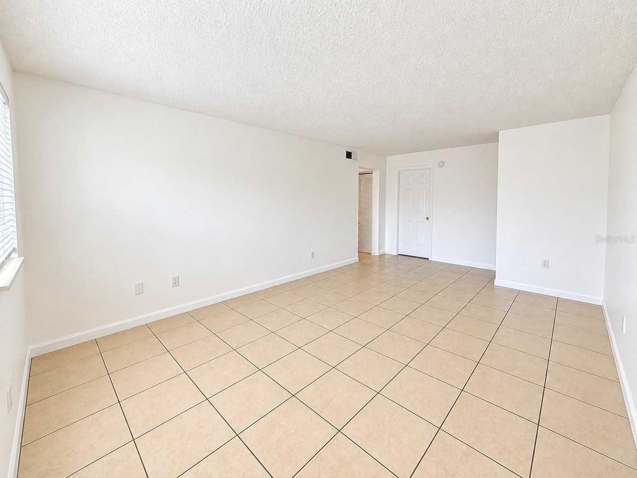 833 Sky Lake Cir #A - Photo 4 of 13