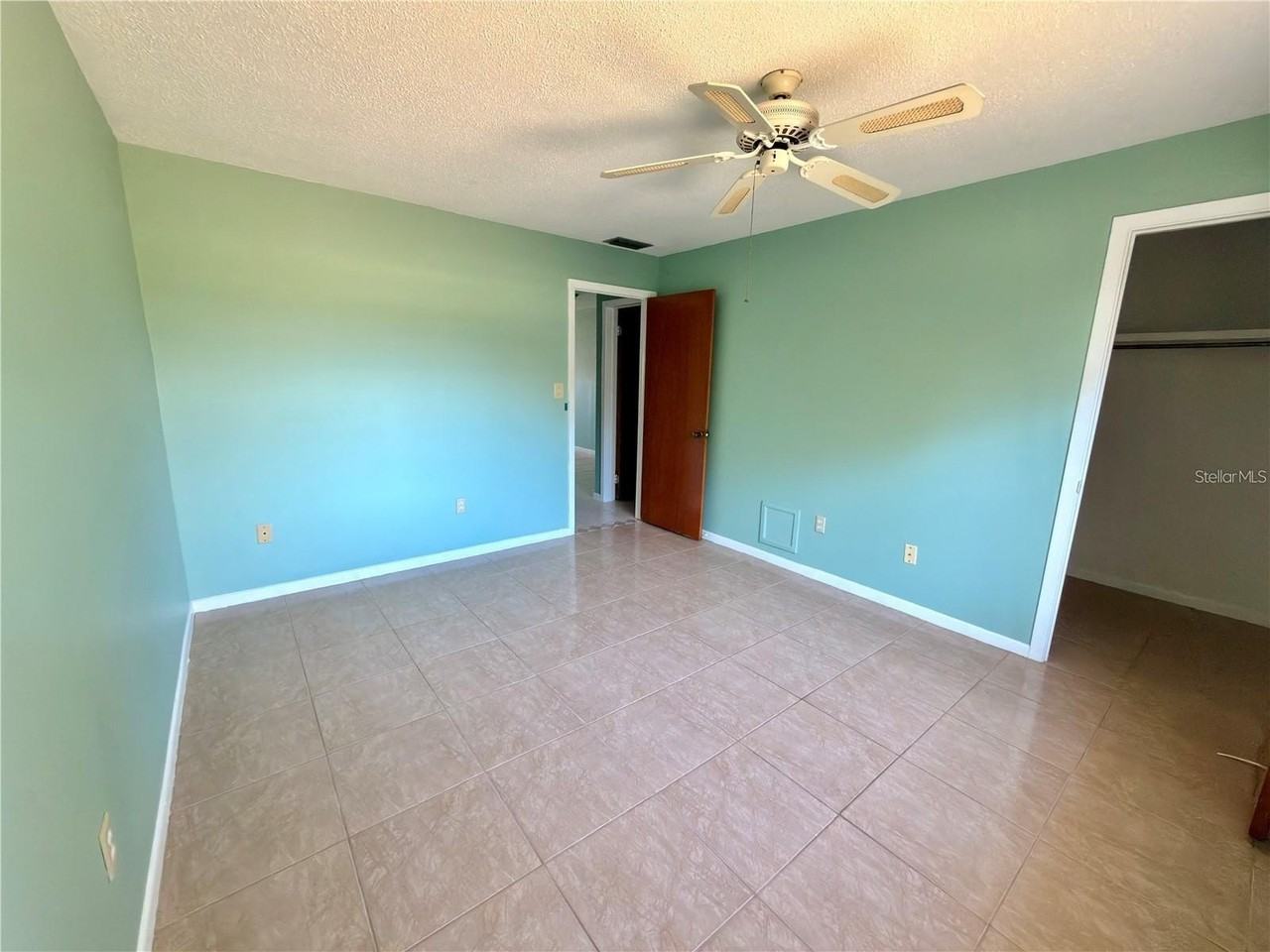 4747 Azalea Dr #229 - Photo 5 of 10