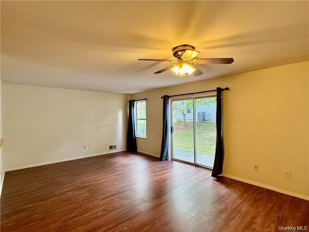 10 Kensington Way - Photo 6 of 23