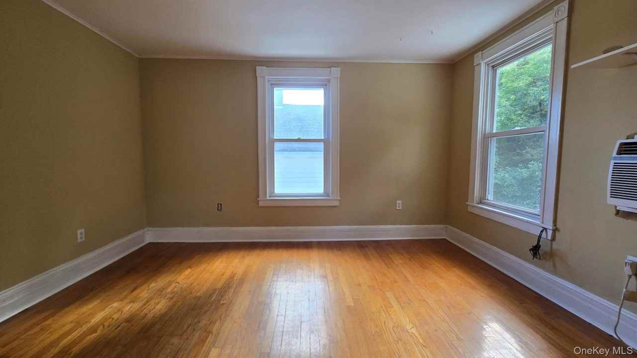 19 South St #B - Photo 6 of 14