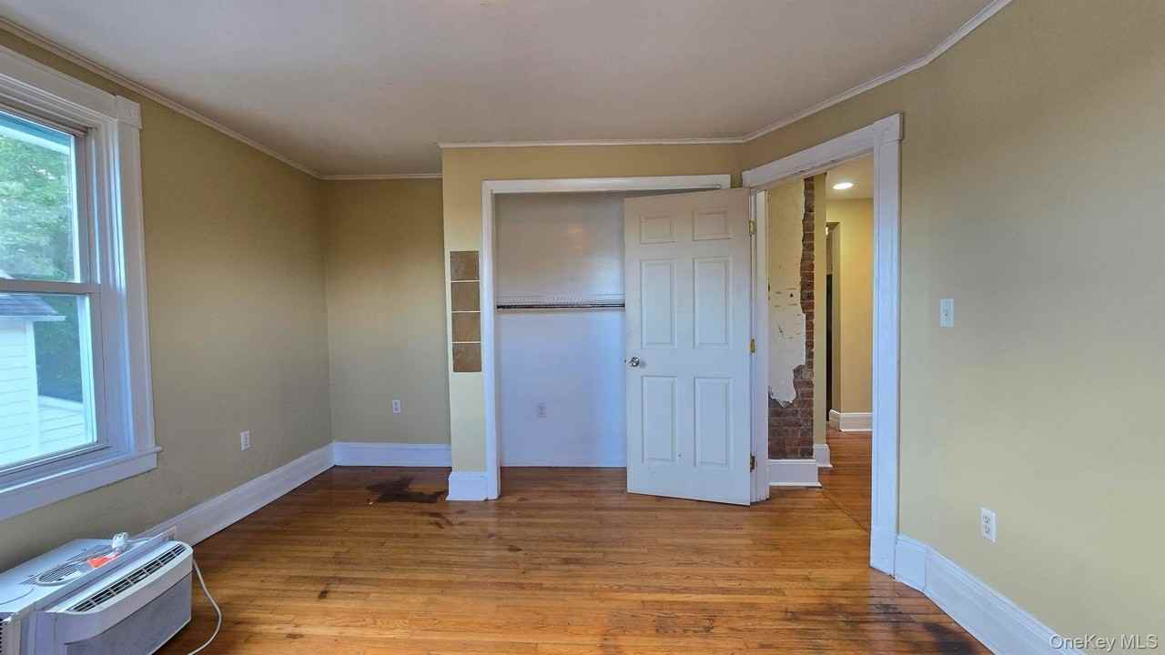 19 South St #B - Photo 7 of 14