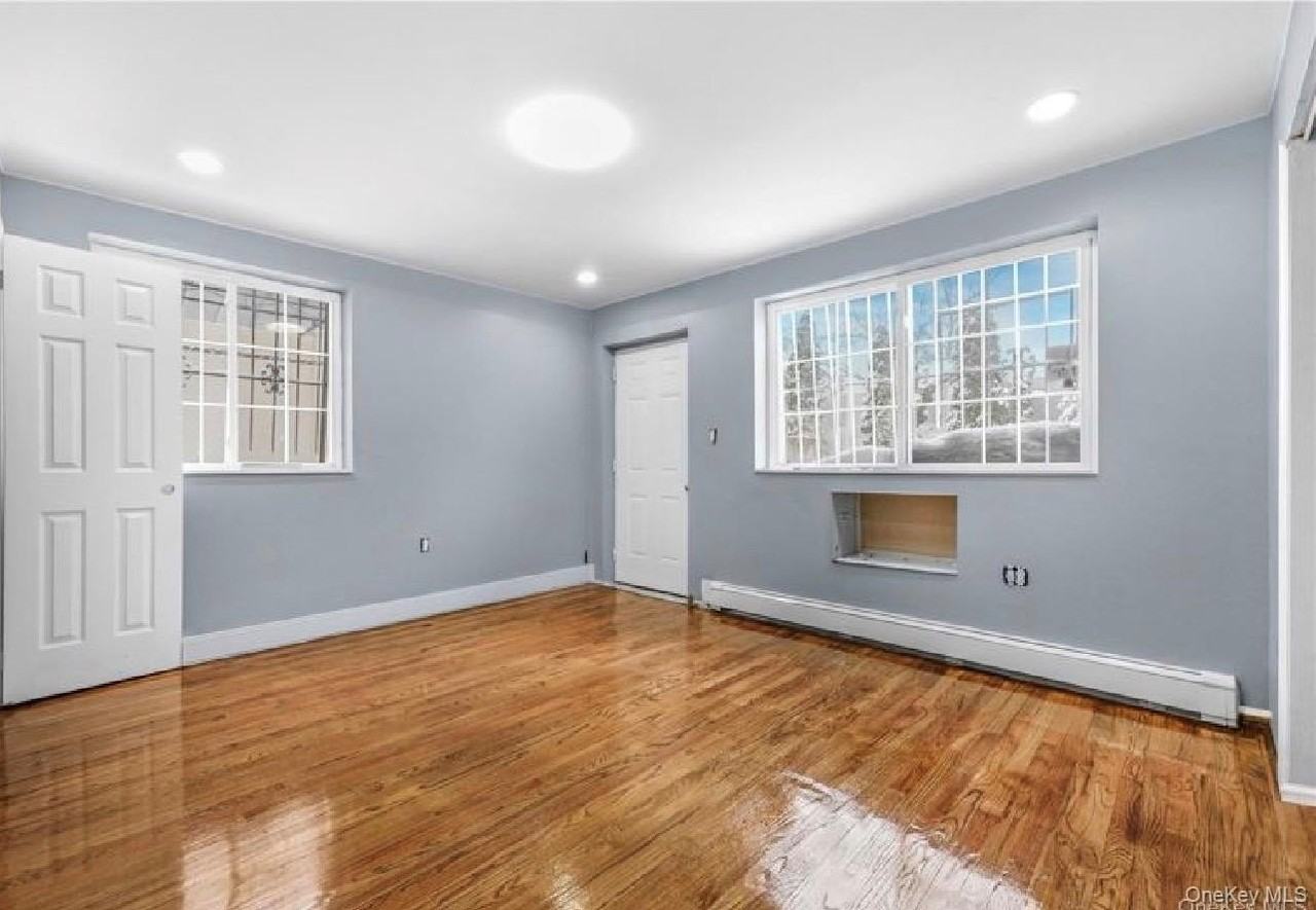 13311 95th Ave #1 - Photo 3 of 10