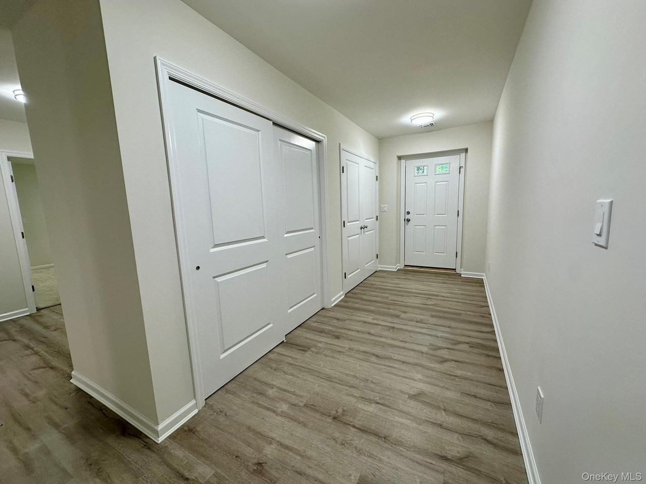 125 W Main St - Photo 7 of 20