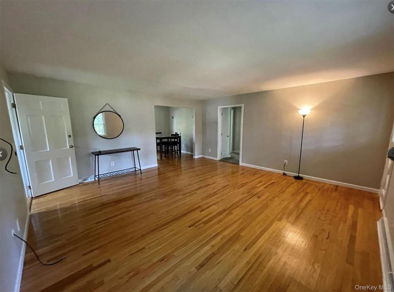 244 Berry Hill Rd - Photo 4 of 14