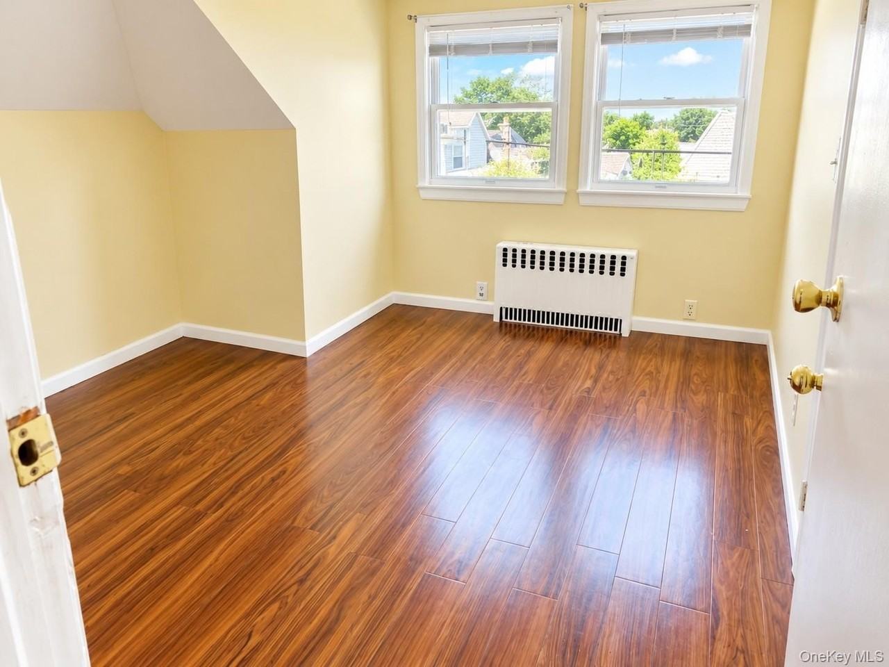 51 Howard Pkwy - Photo 6 of 8