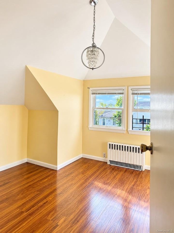 51 Howard Pkwy - Photo 7 of 8