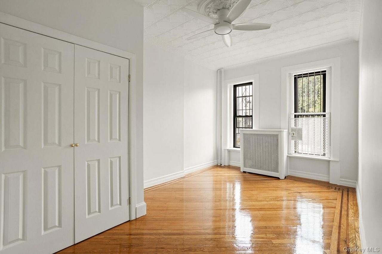 254 Vanderbilt Ave #3L - Photo 3 of 8