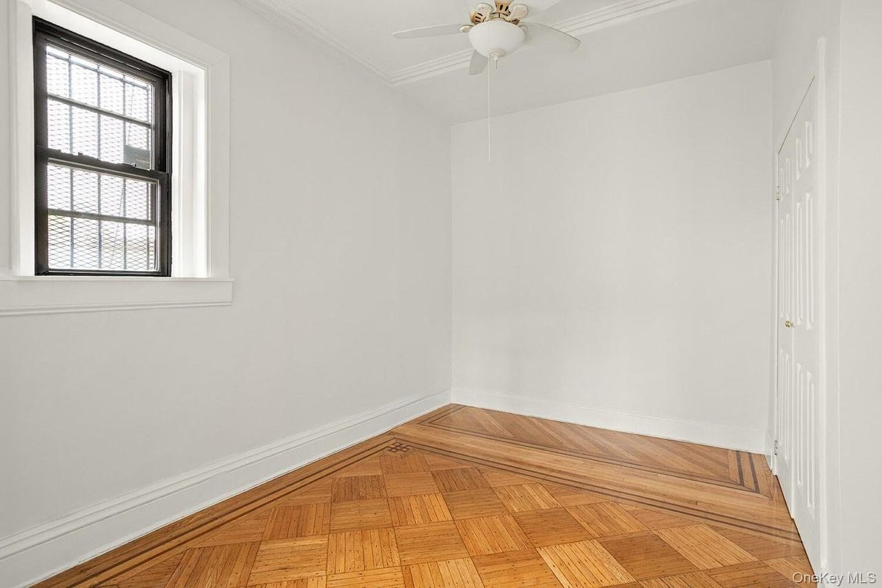 254 Vanderbilt Ave #3L - Photo 5 of 8