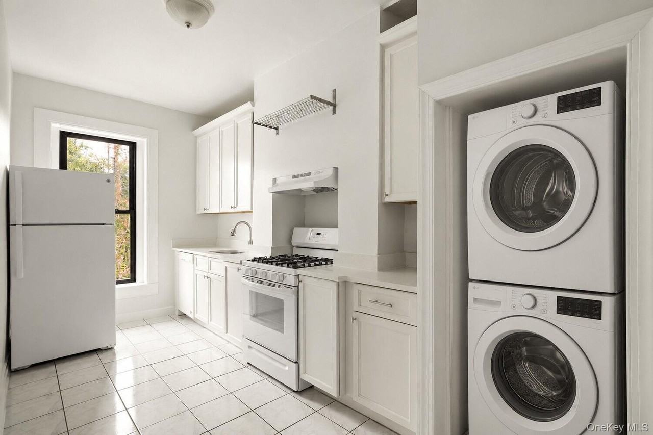 254 Vanderbilt Ave #3L - Photo 6 of 8