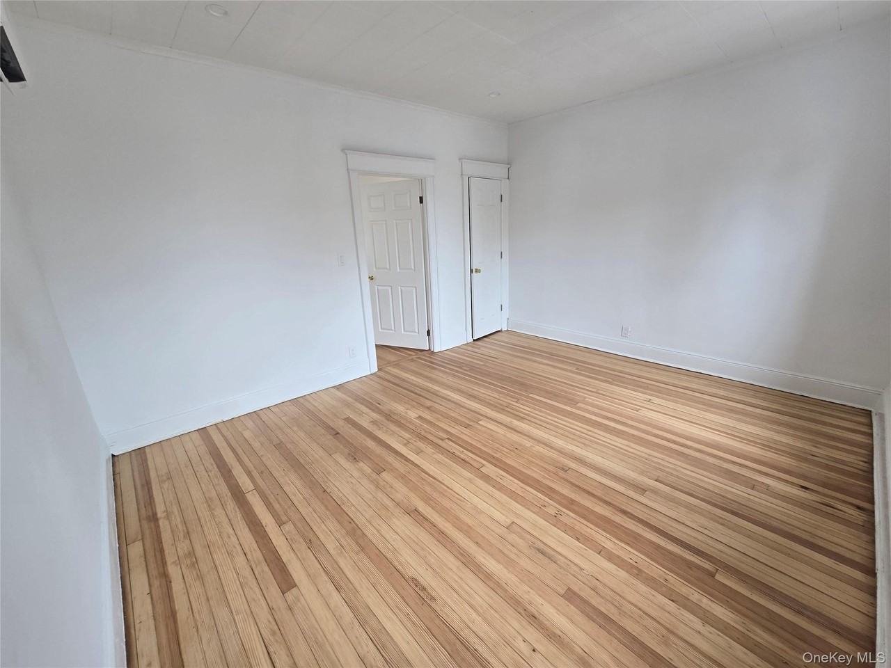 69 N Ocean Ave - Photo 2 of 16