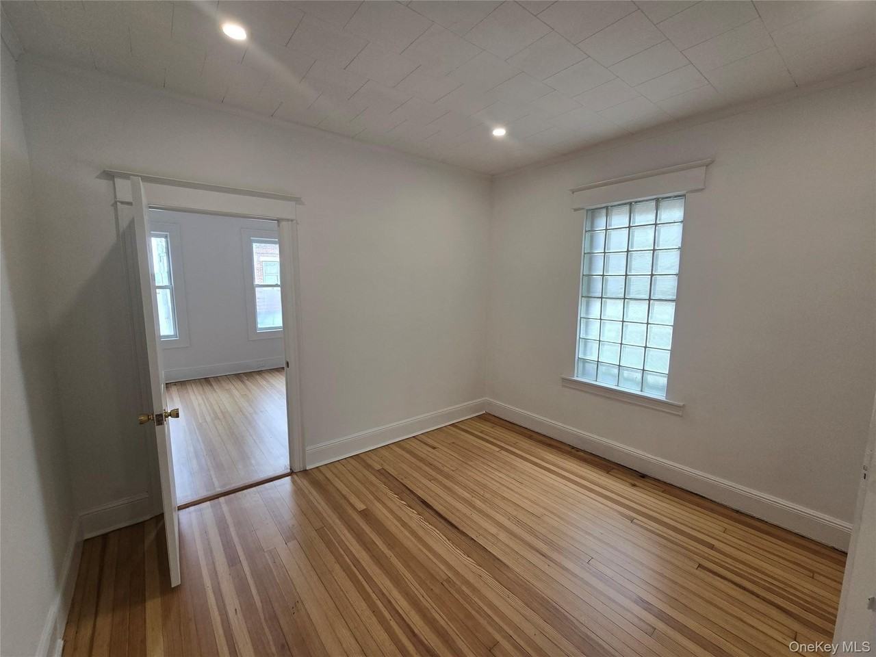 69 N Ocean Ave - Photo 3 of 16