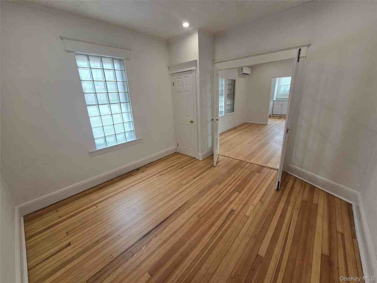 69 N Ocean Ave - Photo 4 of 16